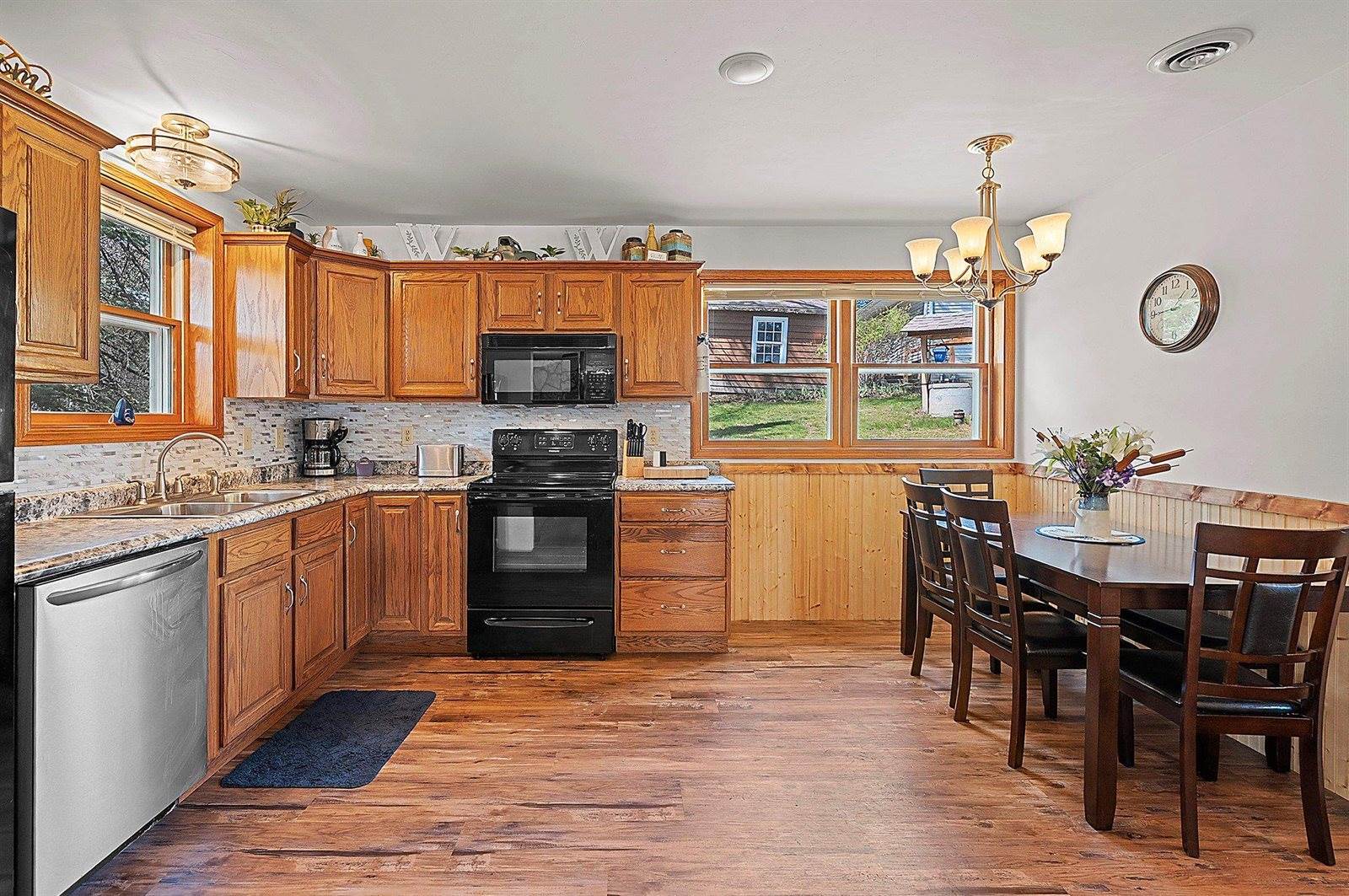 13763 Lake Shore Lane, Mountain, WI 54149