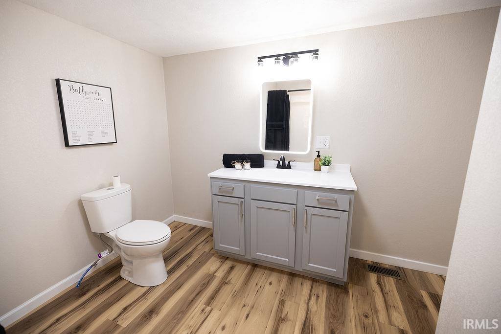 3021 Columbus Avenue, Anderson, IN 46016