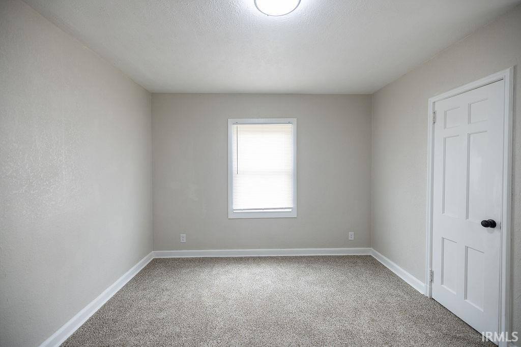 3021 Columbus Avenue, Anderson, IN 46016