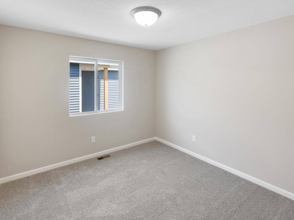25860 Emerson Court, Wyoming, MN 55092