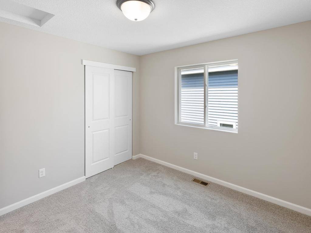 25860 Emerson Court, Wyoming, MN 55092