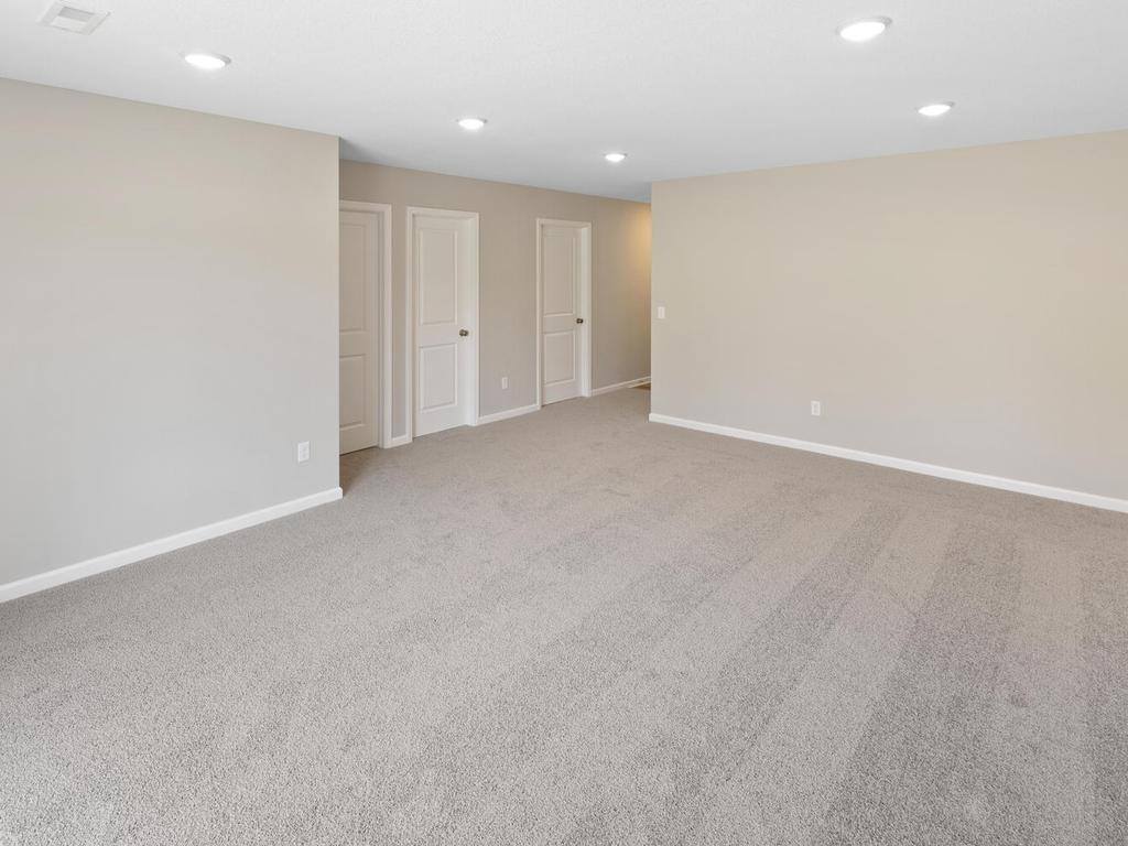 25860 Emerson Court, Wyoming, MN 55092