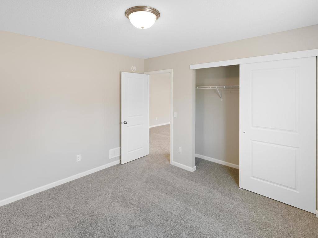 25860 Emerson Court, Wyoming, MN 55092