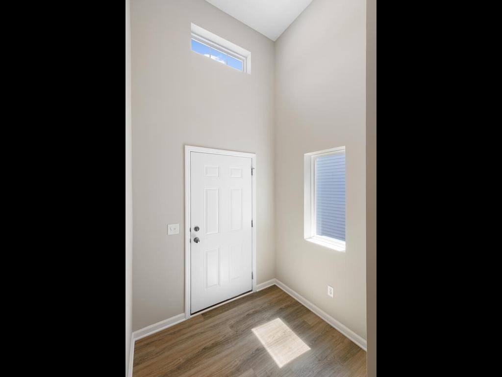 25860 Emerson Court, Wyoming, MN 55092