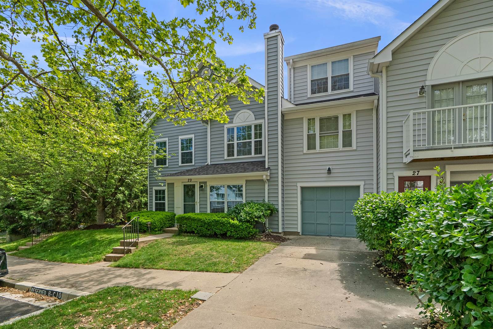 29 Bronco Ct, Germantown, MD 20874
