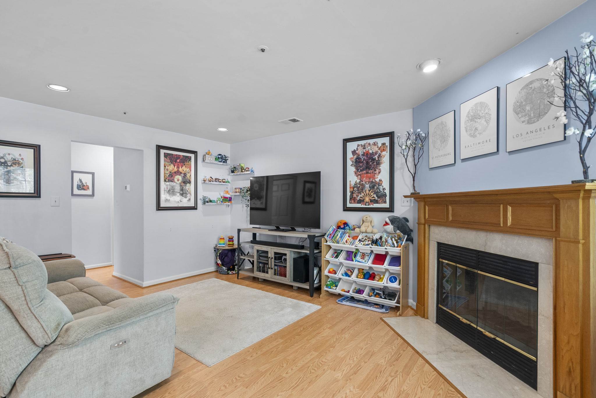 29 Bronco Ct, Germantown, MD 20874