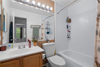 29 Bronco Ct, Germantown, MD 20874