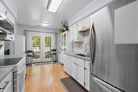 29 Bronco Ct, Germantown, MD 20874