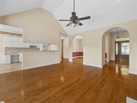 130 Roberts Meadow, Spartanburg, SC 29307