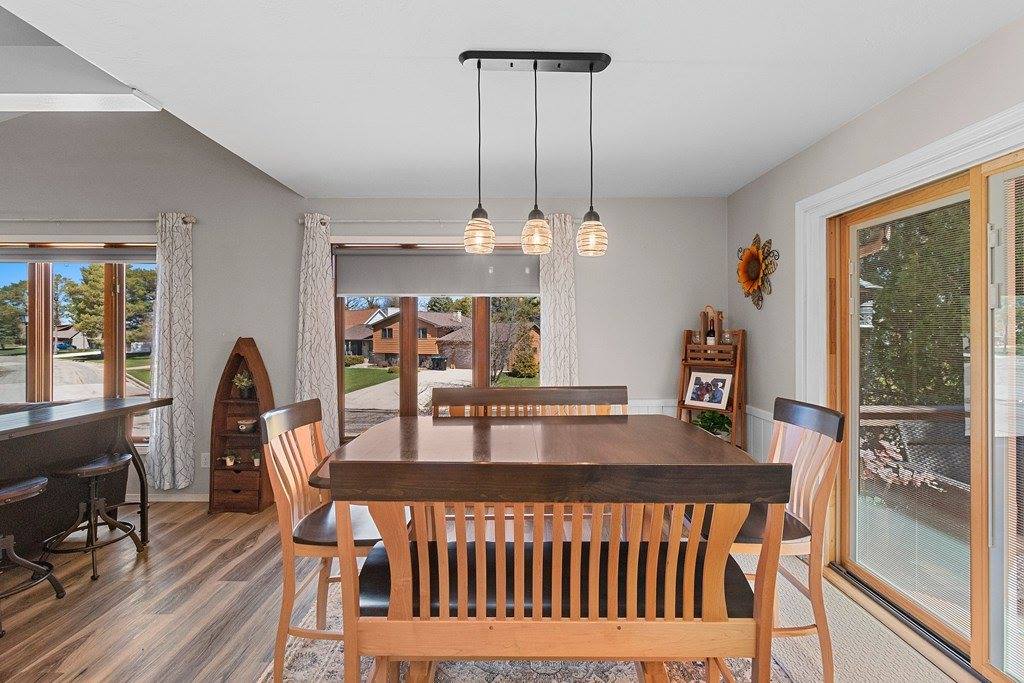 641 E Walnut Pl, Sturgeon Bay, WI 54235
