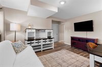 641 E Walnut Pl, Sturgeon Bay, WI 54235
