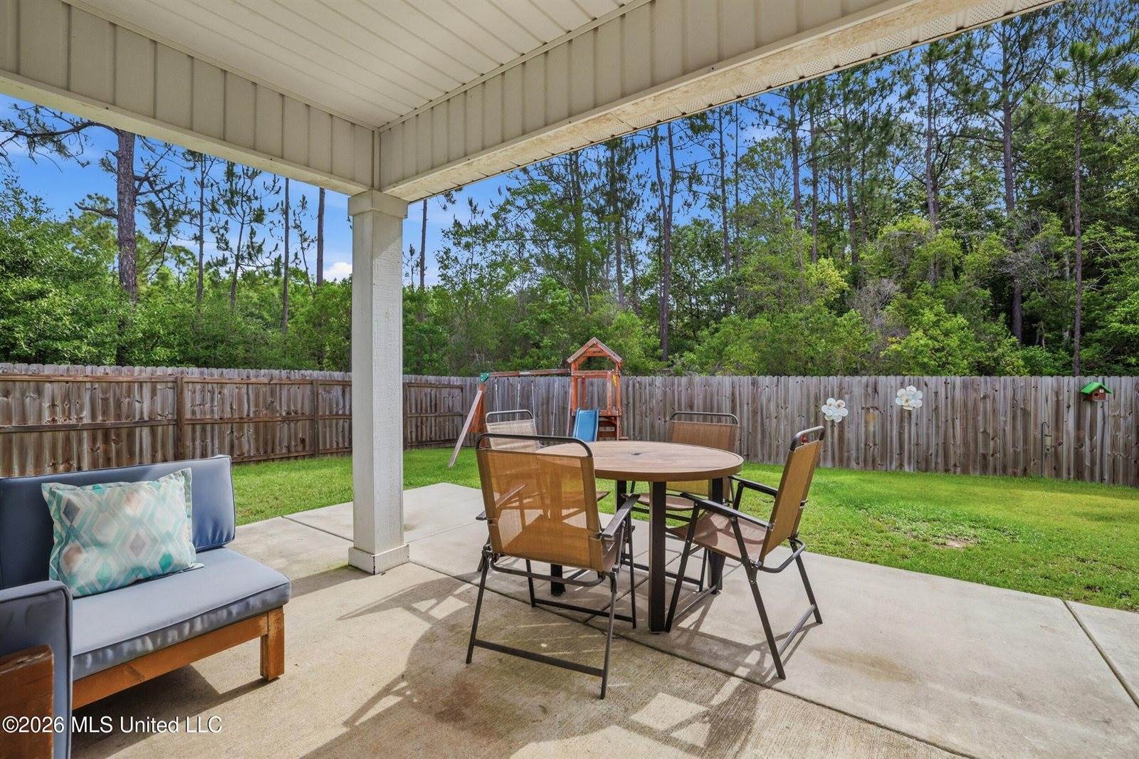 10065 Willow Leaf Drive, Gulfport, MS 39503