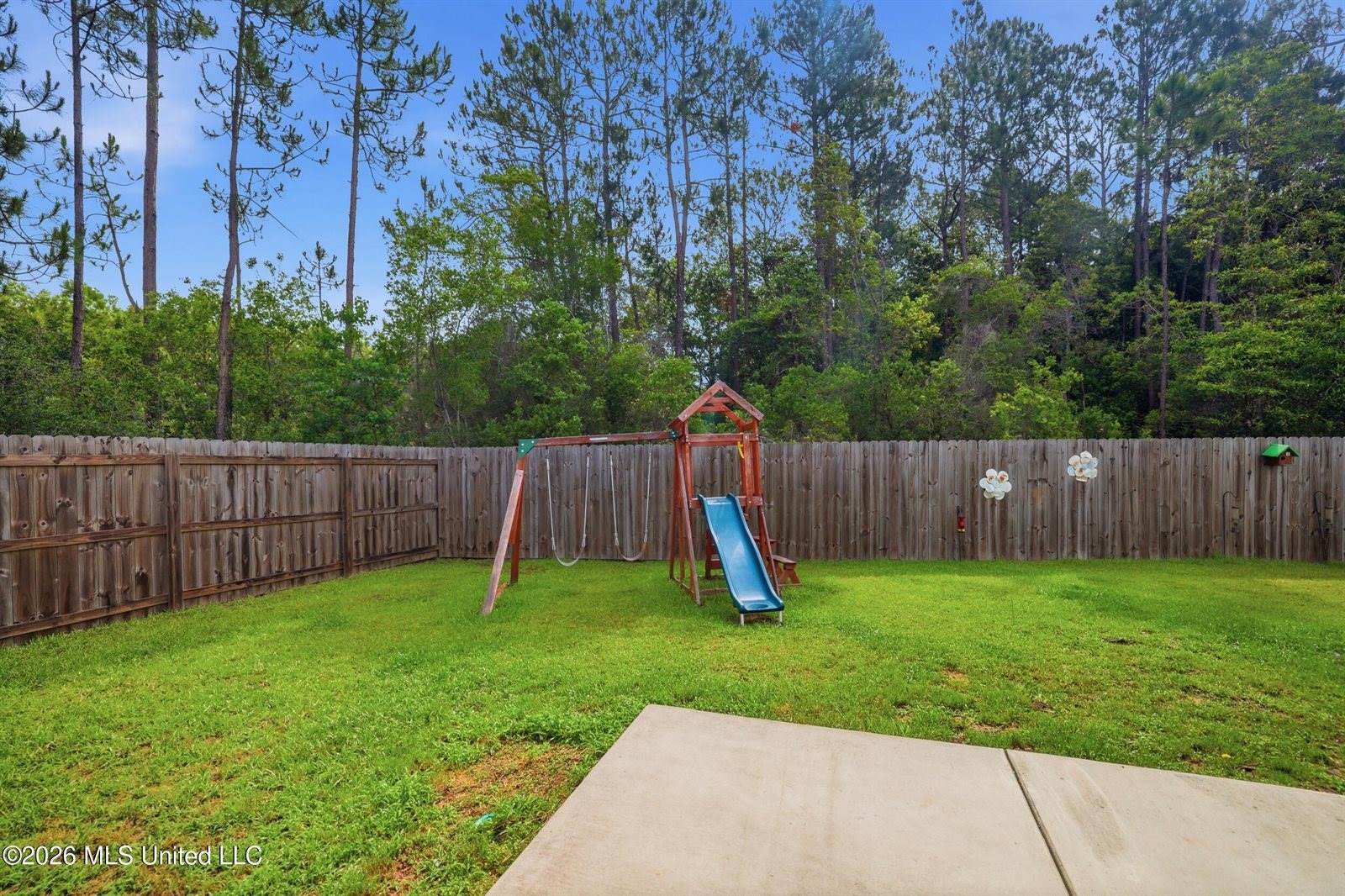 10065 Willow Leaf Drive, Gulfport, MS 39503