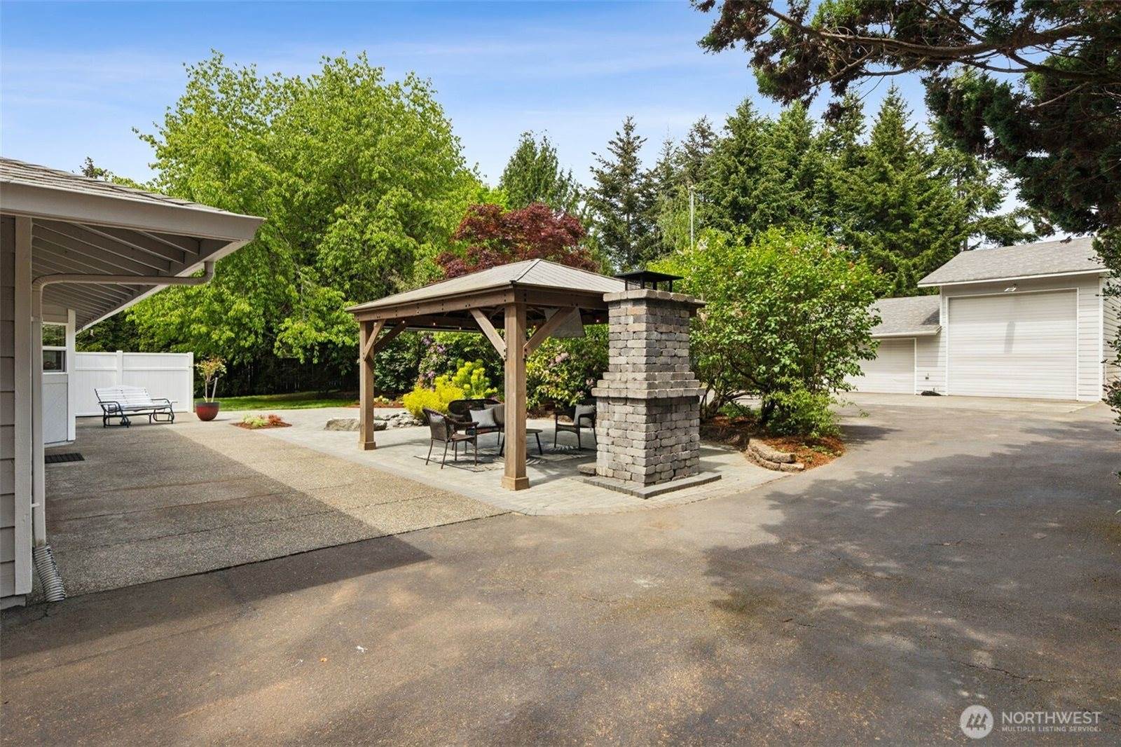 7204 44th Avenue NE, Olympia, WA 98516