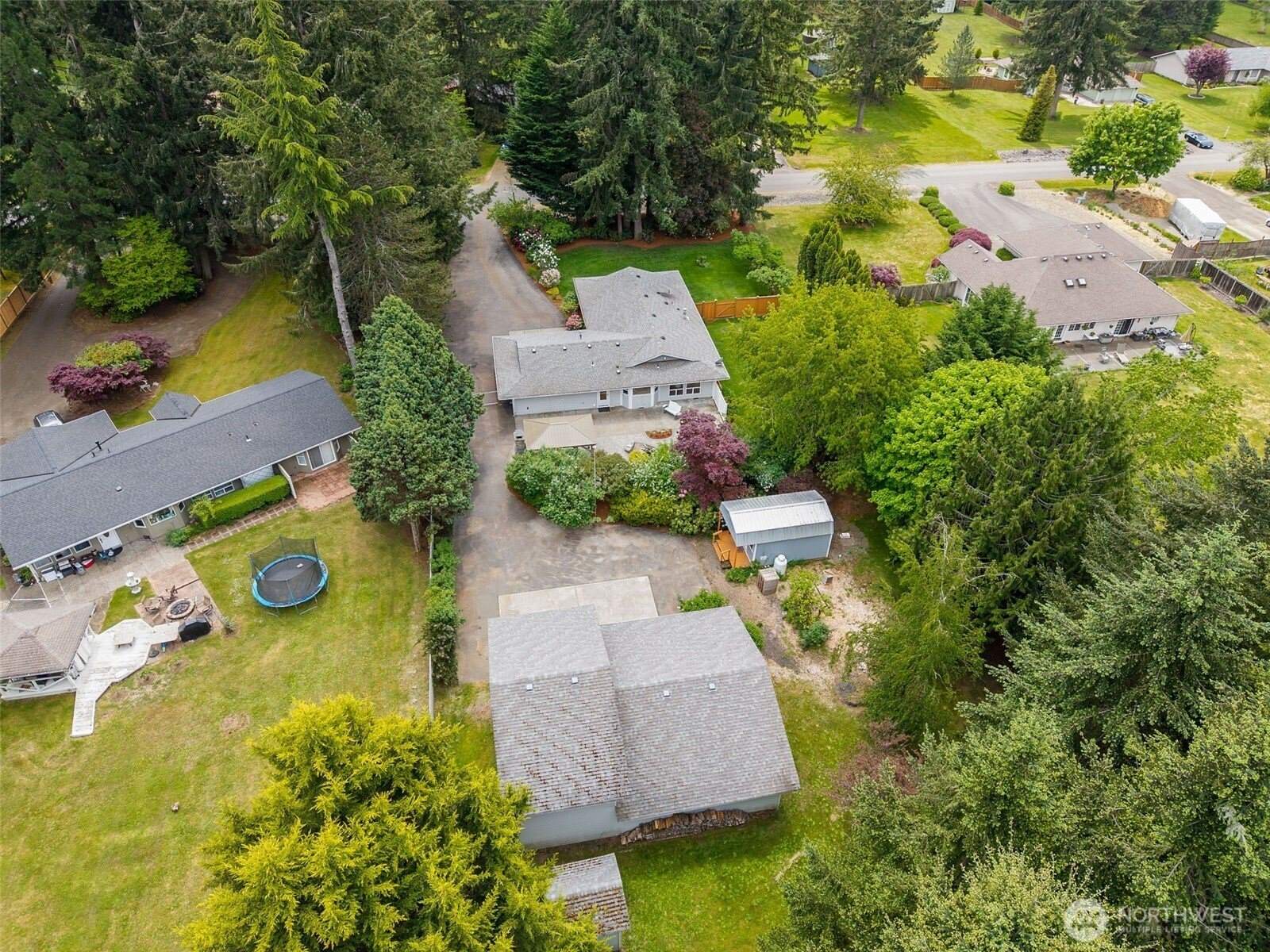7204 44th Avenue NE, Olympia, WA 98516