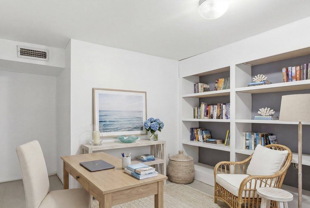 30 Manatee Rd, Weymouth, MA 02189