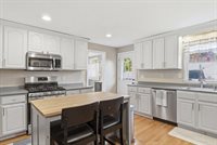 30 Manatee Rd, Weymouth, MA 02189