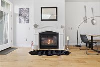 905 N Harbour Dr, Portland, OR 97217
