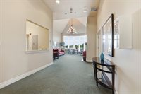 905 N Harbour Dr, Portland, OR 97217