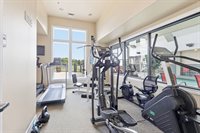 905 N Harbour Dr, Portland, OR 97217