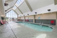 905 N Harbour Dr, Portland, OR 97217