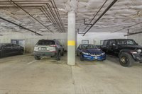 905 N Harbour Dr, Portland, OR 97217
