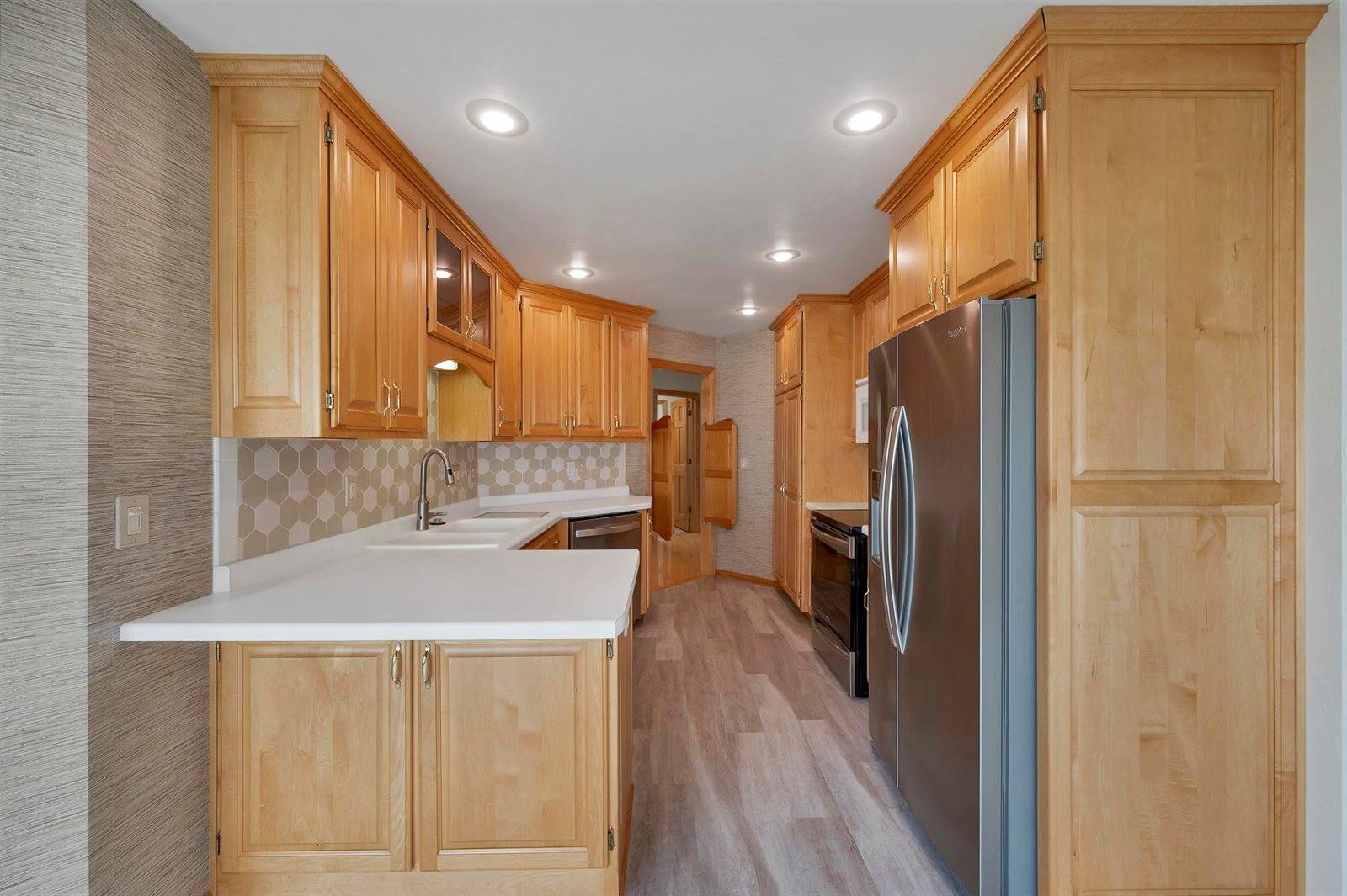 518 North Langlade Court, Green Bay, WI 54301