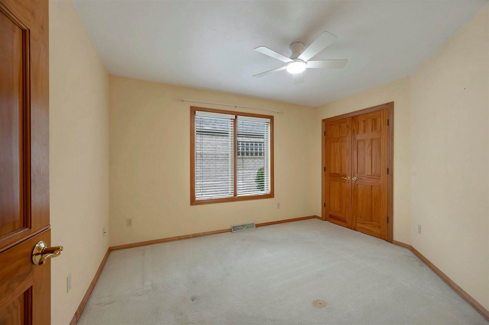 518 North Langlade Court, Green Bay, WI 54301