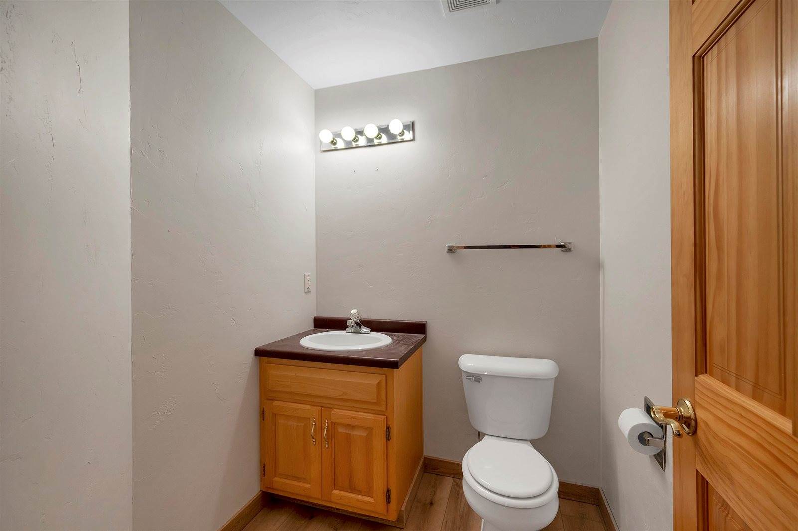 518 North Langlade Court, Green Bay, WI 54301