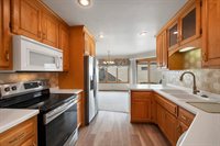 518 North Langlade Court, Green Bay, WI 54301
