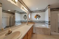 518 North Langlade Court, Green Bay, WI 54301