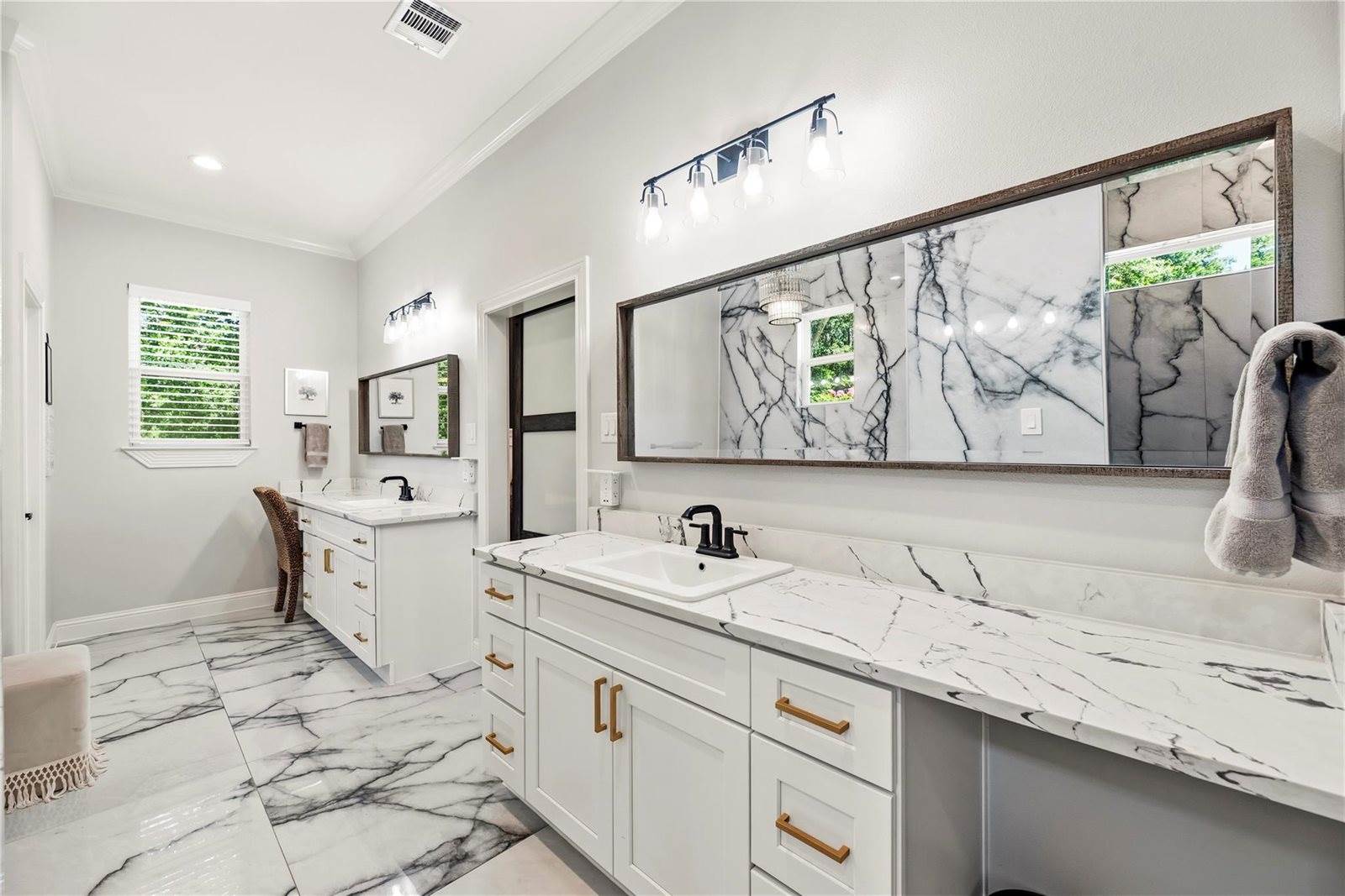 29777 Equestrian Drive, Waller, TX 77484