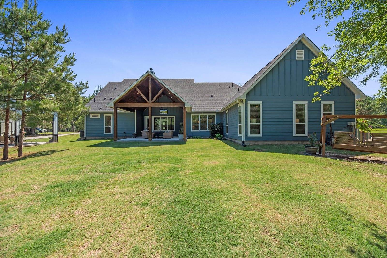 29777 Equestrian Drive, Waller, TX 77484