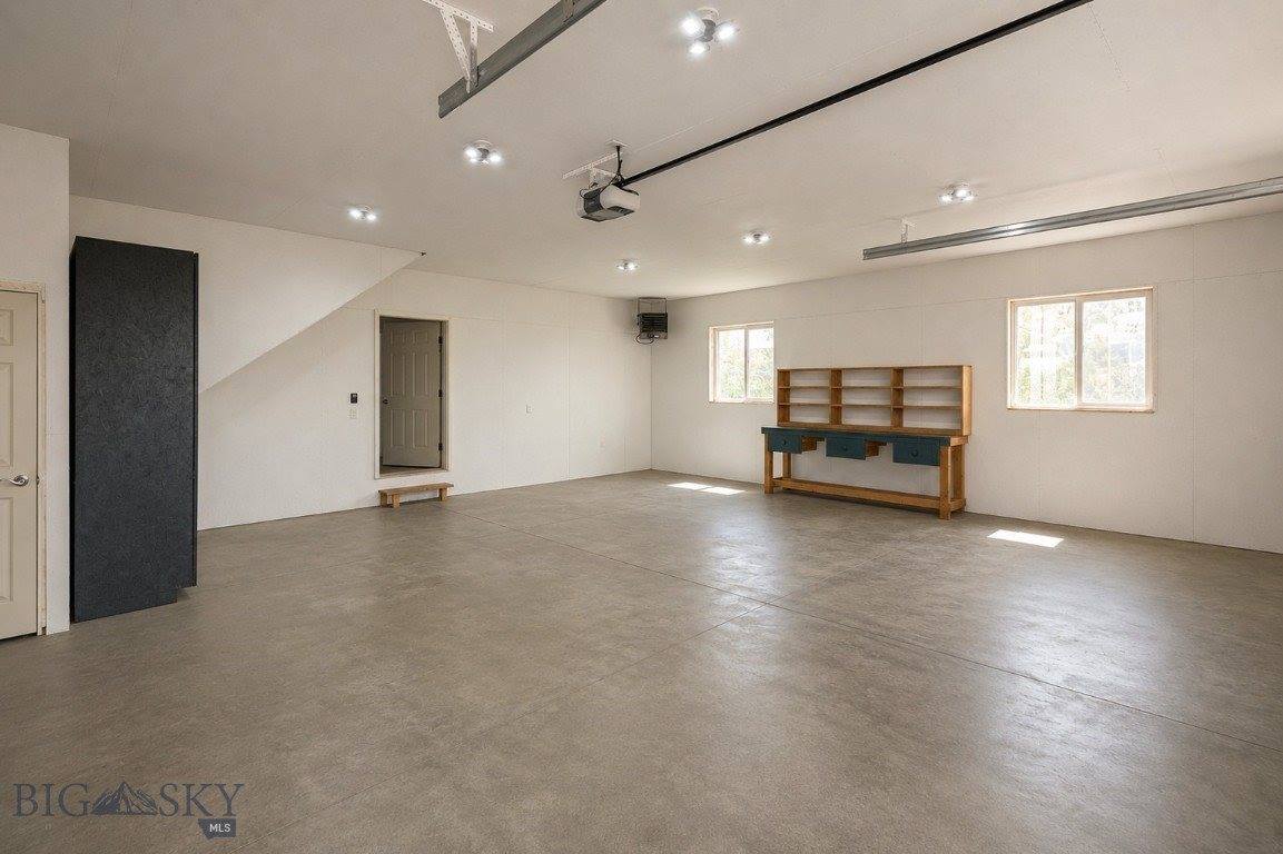6600 Springhill Road, Belgrade, MT 59714