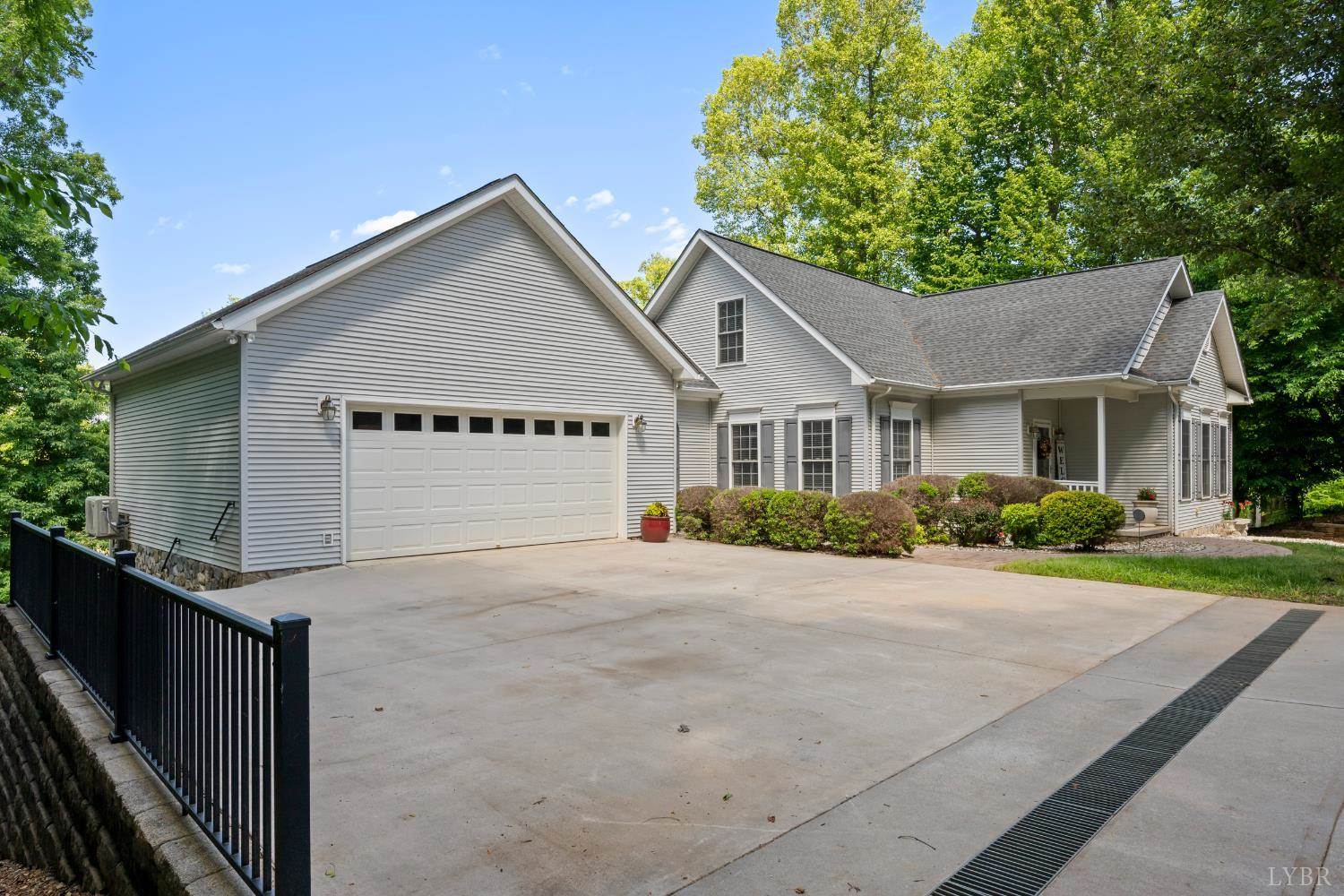 630 Forest Shores Road, Wirtz, VA 24184