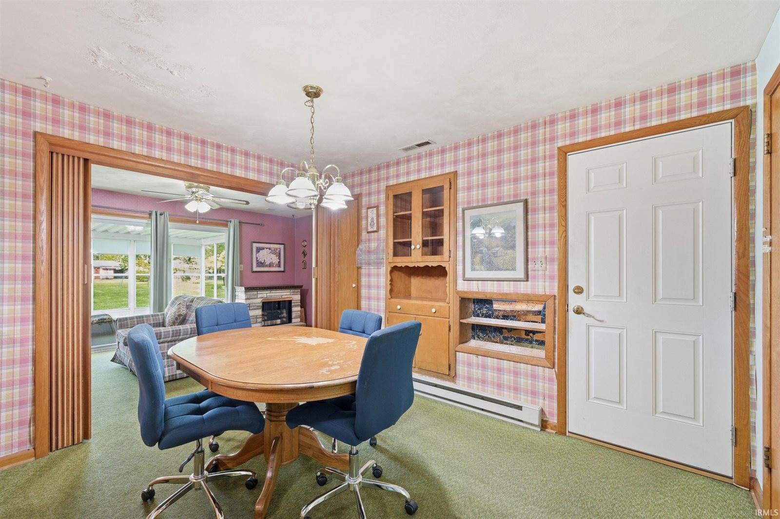 705 Oxford Road, Anderson, IN 46012