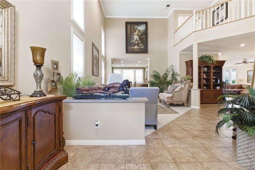 27213 Blueridge, Valencia, CA 91354