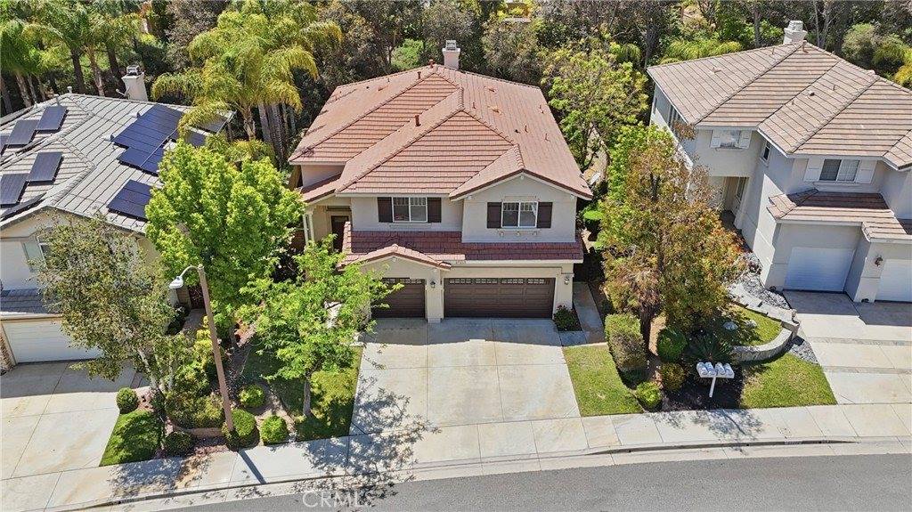 27213 Blueridge, Valencia, CA 91354