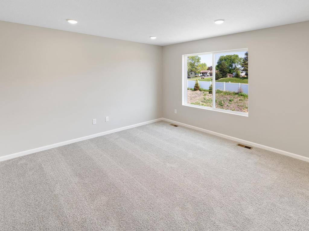 25868 Emerson Court, Wyoming, MN 55092