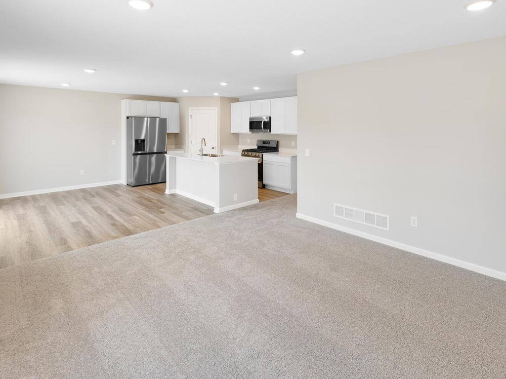 25868 Emerson Court, Wyoming, MN 55092