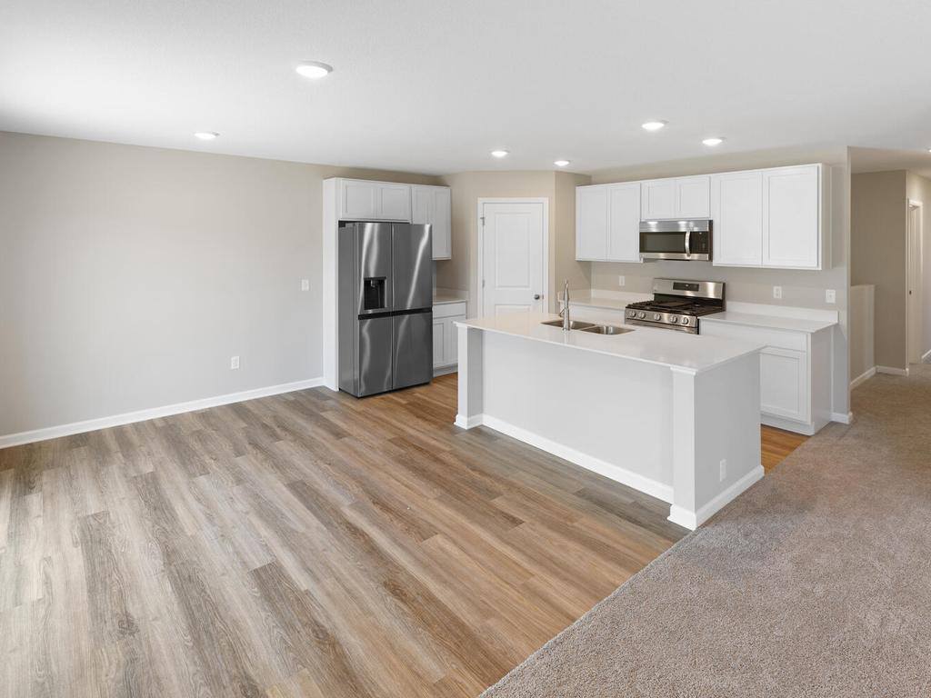 25868 Emerson Court, Wyoming, MN 55092