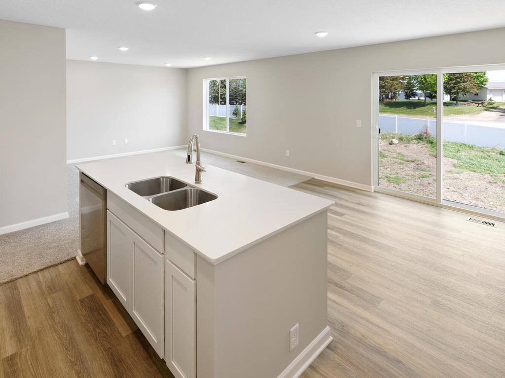 25868 Emerson Court, Wyoming, MN 55092