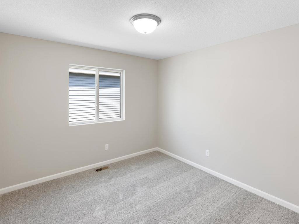 25868 Emerson Court, Wyoming, MN 55092