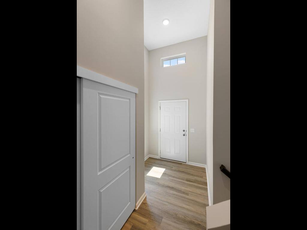 25868 Emerson Court, Wyoming, MN 55092