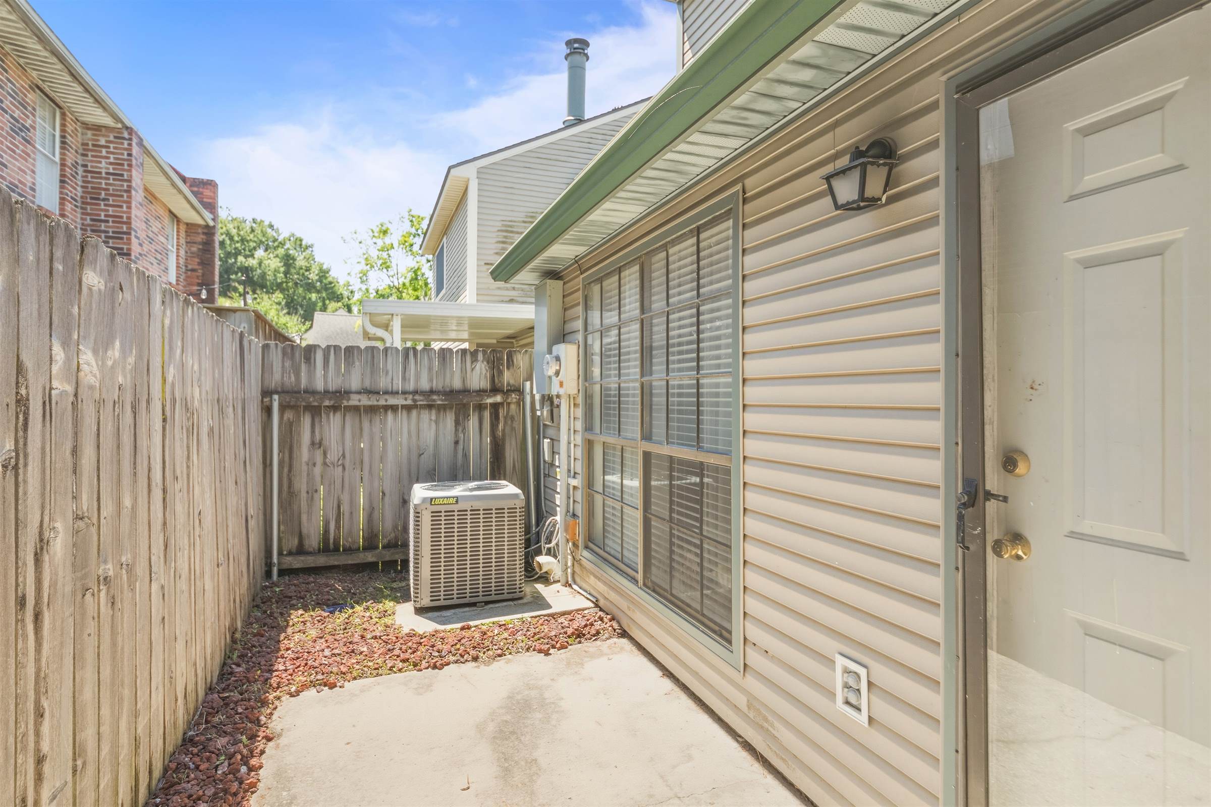 105 Steiner Rd., Lafayette, LA 70508