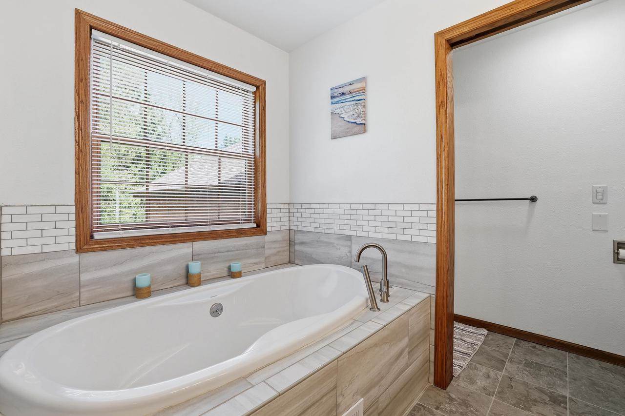 7368 Zurawski Lane, Custer, WI 54423