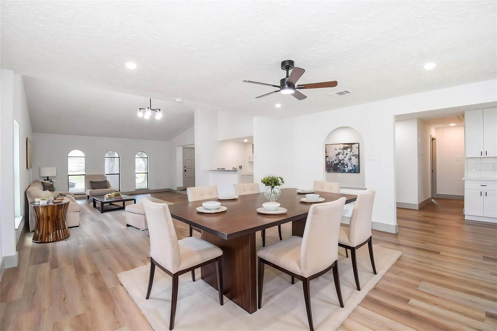 2110 Quail Valley East Drive, Missouri City, TX 77459
