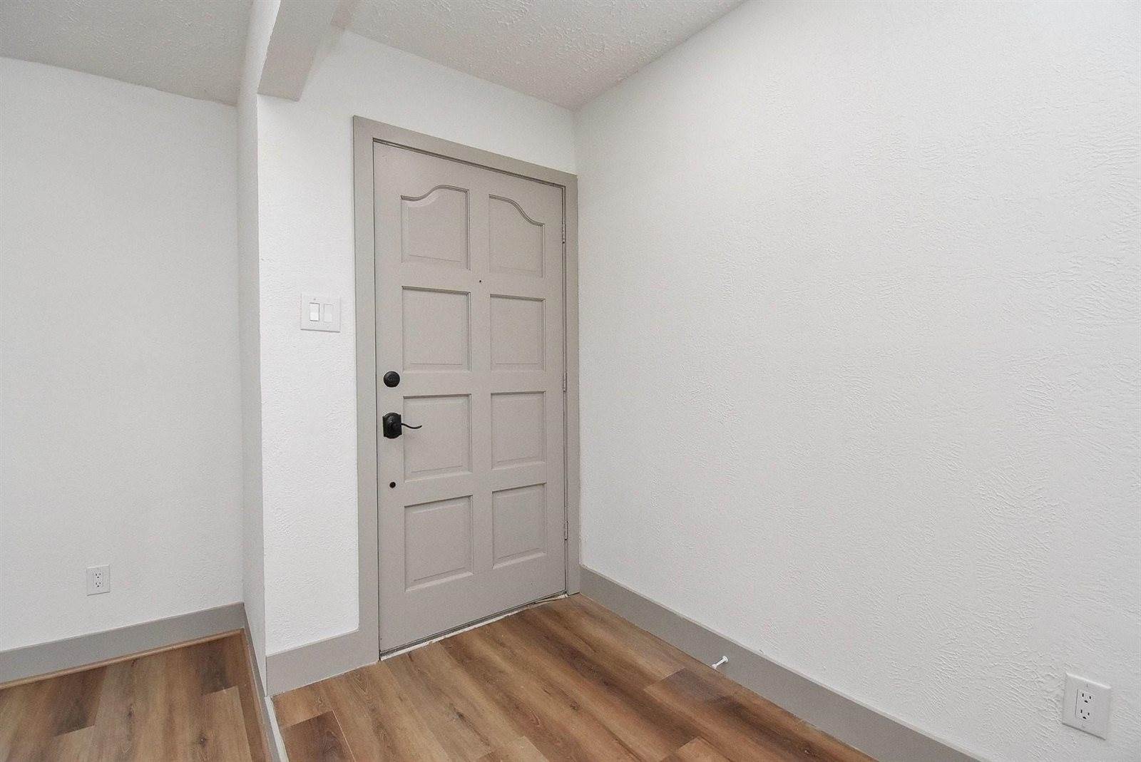 2110 Quail Valley East Drive, Missouri City, TX 77459