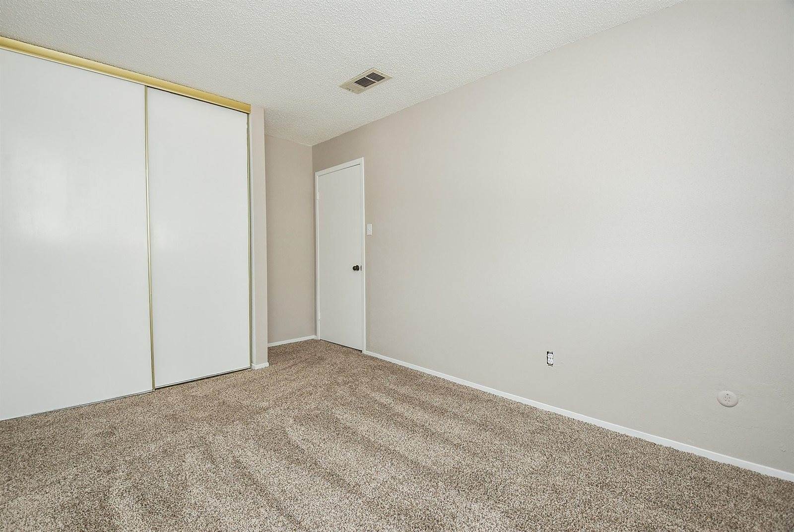 5809 Village Forest Court, Houston, TX 77092