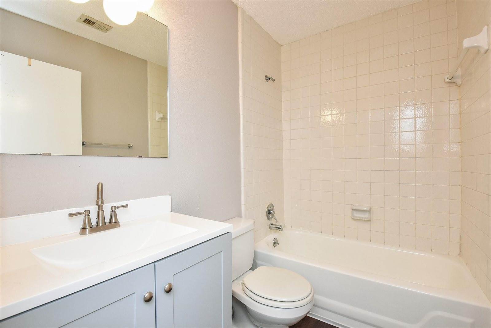 5809 Village Forest Court, Houston, TX 77092